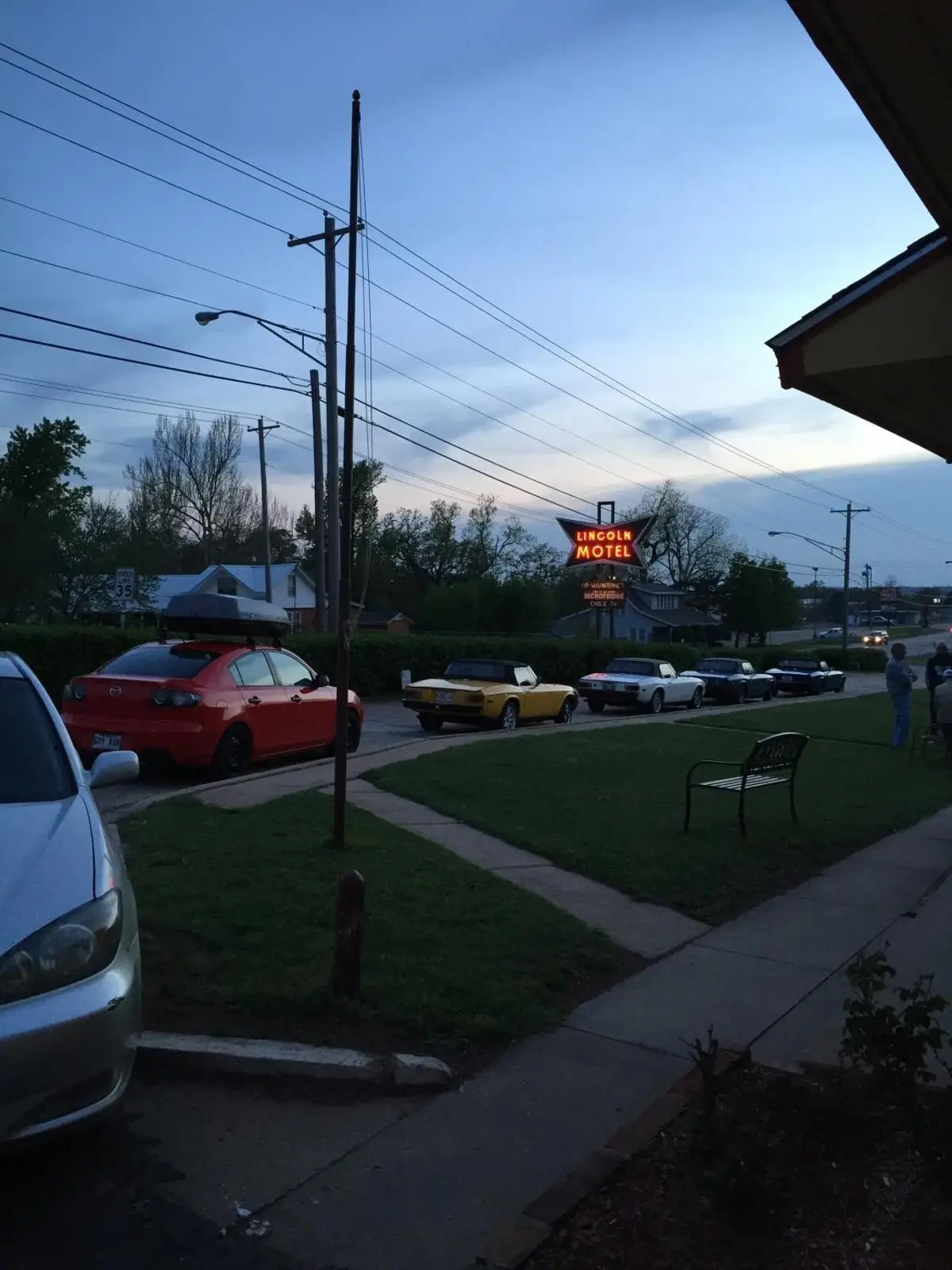 Lincoln Motel 4